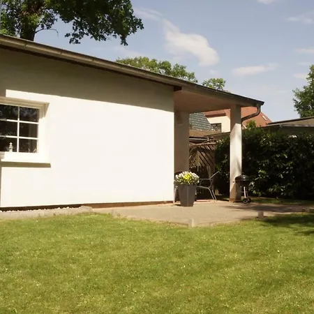 Strandmuschel Am Ostseestrand * Zierow